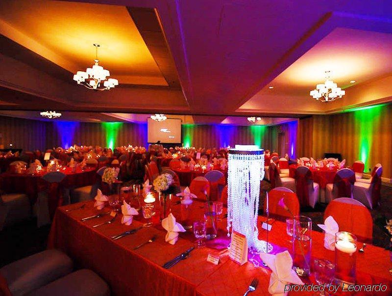 Doubletree By Hilton Hotel Raleigh - Brownstone - University Esterno foto