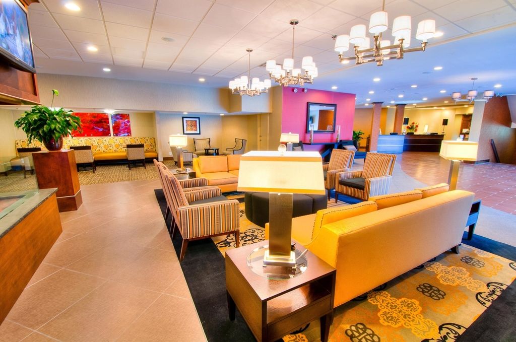 Doubletree By Hilton Hotel Raleigh - Brownstone - University Interno foto
