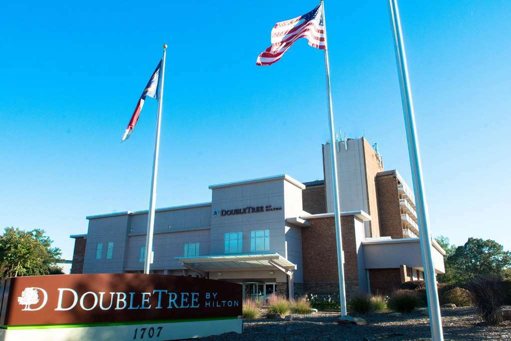 Doubletree By Hilton Hotel Raleigh - Brownstone - University Esterno foto