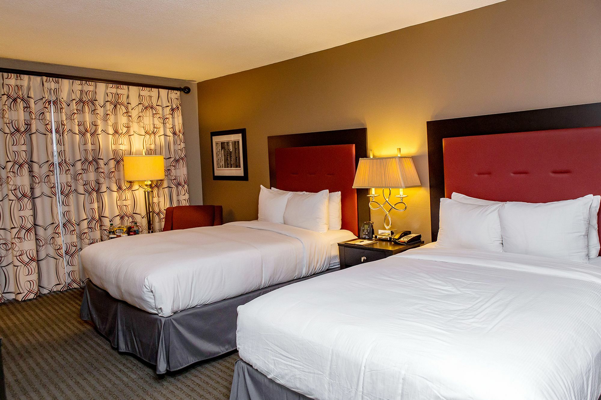 Doubletree By Hilton Hotel Raleigh - Brownstone - University Esterno foto