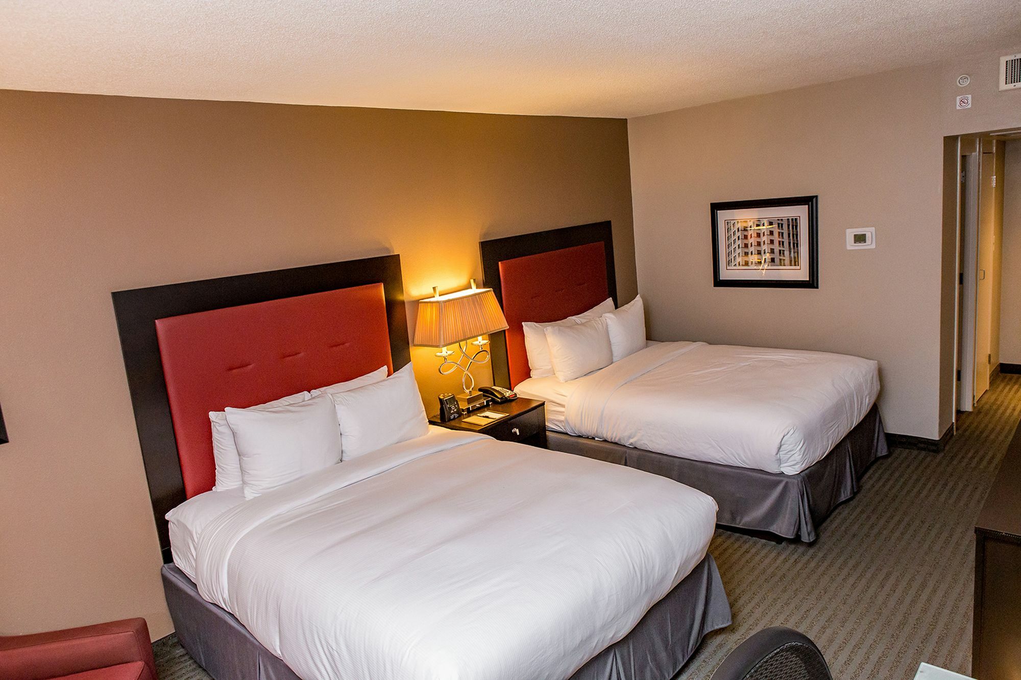 Doubletree By Hilton Hotel Raleigh - Brownstone - University Esterno foto