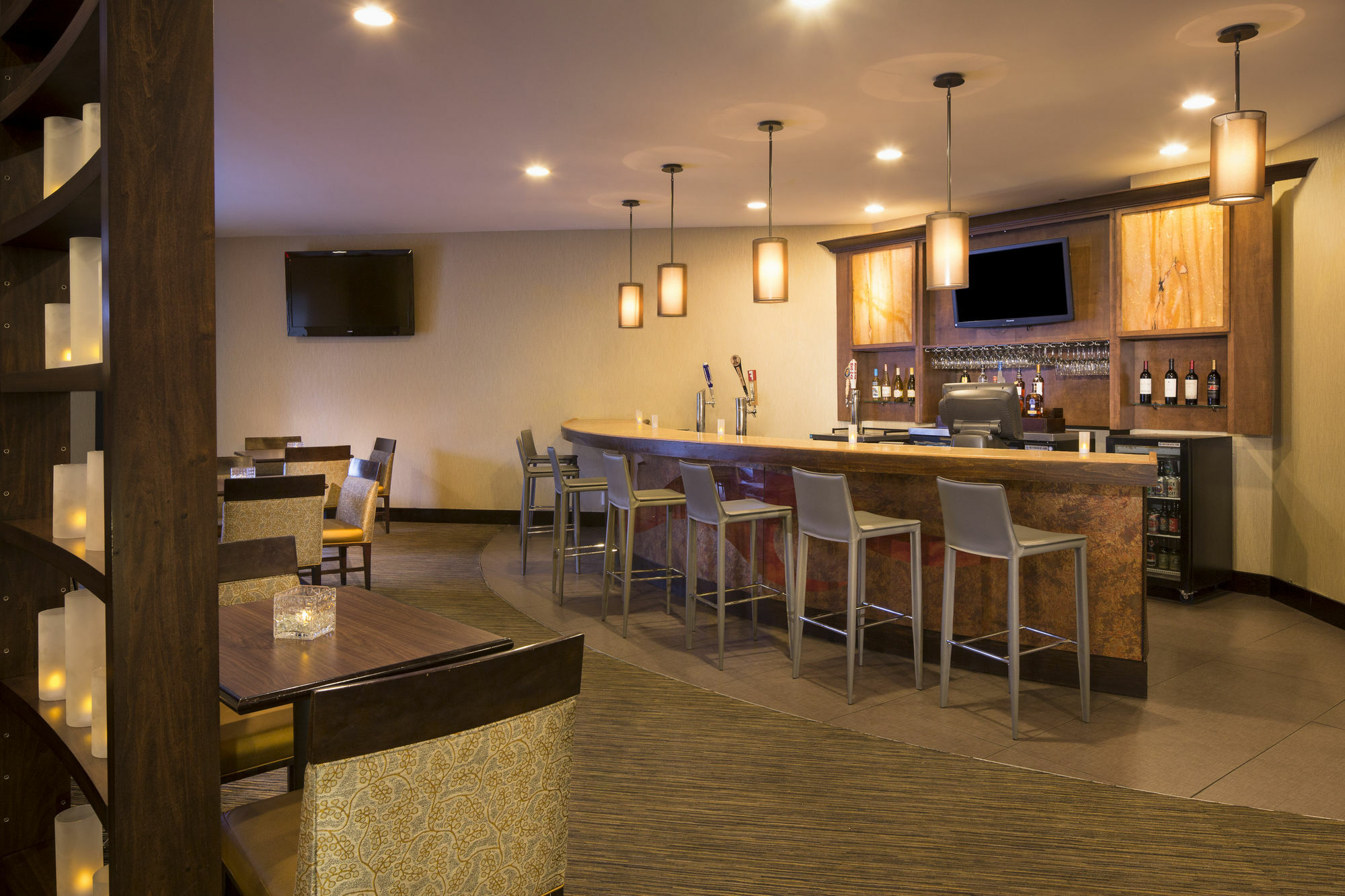 Doubletree By Hilton Hotel Raleigh - Brownstone - University Esterno foto